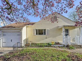 1754 E Kenworth Rd, Columbus, OH 43224