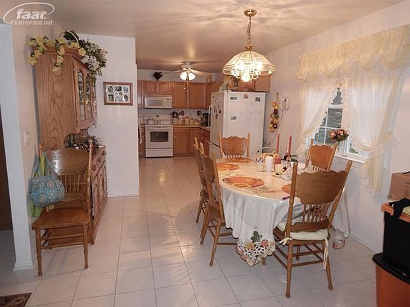 5th image of 7107 Myers Dr