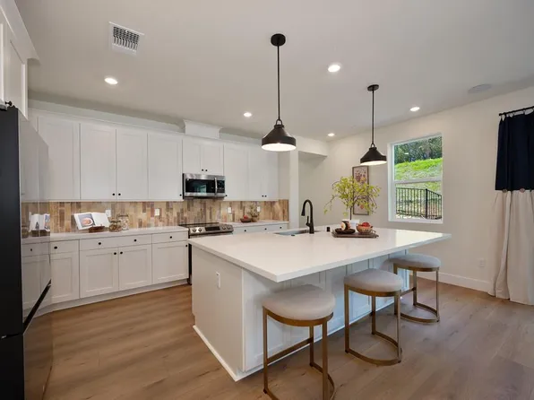 1000 Utah Dr, Placerville, CA 95667