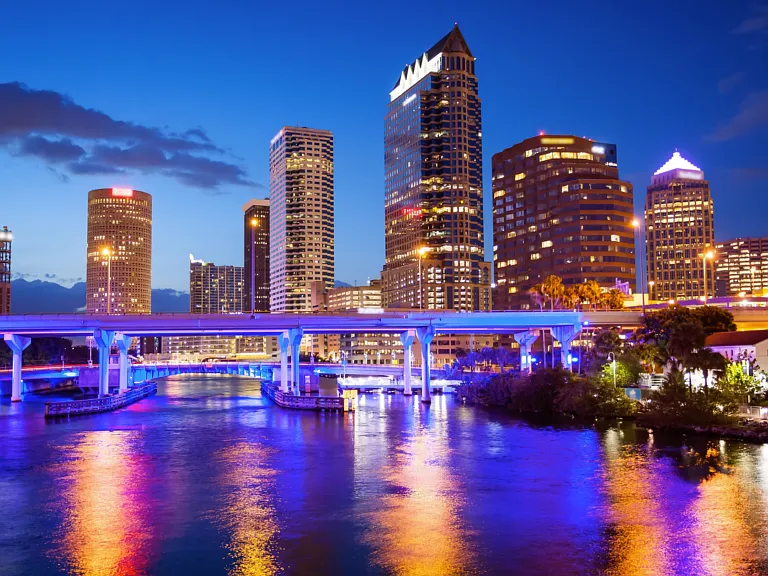 Bustling Tampa is just a short drive across the bridge and is thriving. 

(Community and surrounding area)