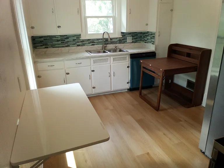 548 10th St #2 — Photo 24