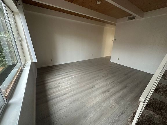 5th image of 71 Grand Ave #1