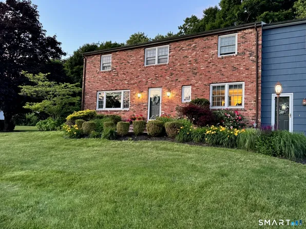 100 Rolling Ridge Road, Hamden, CT 06518