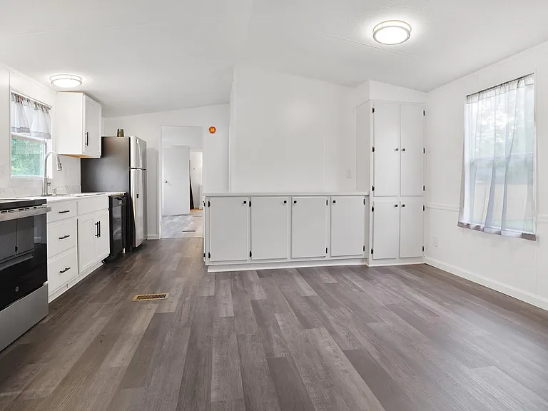 21950 Caney Dr — Photo 11