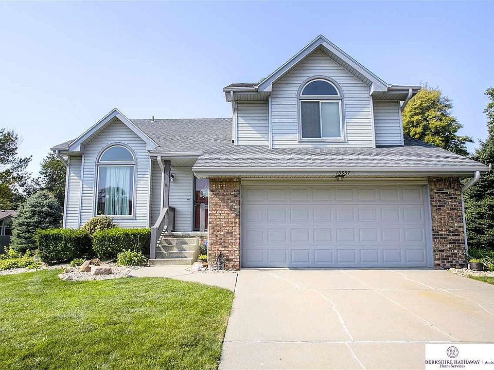 1st image of 13957 Olive Cir