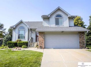 13957 Olive Cir, Omaha, NE 68138