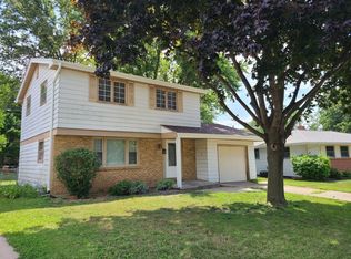 3319 Chateau Ln, Rockford, IL 61103