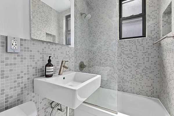 Sold by Compass | media 5