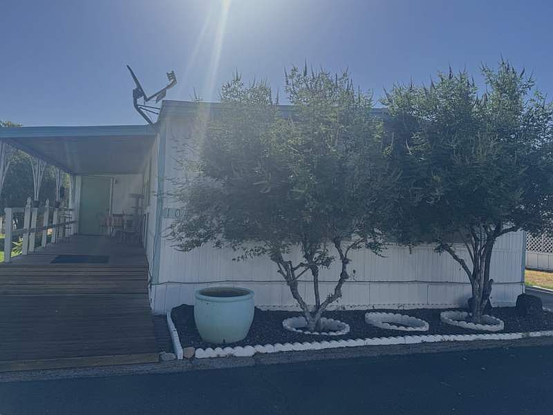 1st image of 4470 E Vegas Valley Dr #104