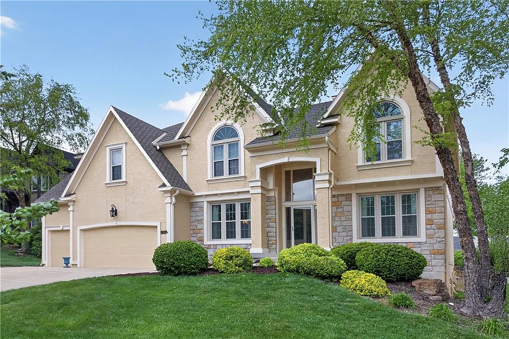 9308 W 146th Ter, Overland Park, KS 66221 | Zillow