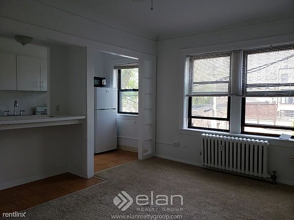 3rd image of 1809 N Lincoln Park W APT A7