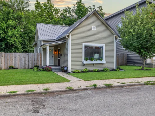 2205 Pleasant St, Indianapolis, IN 46203