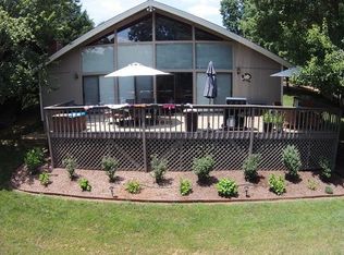 2354 Pine Ridge Rd, Huddleston, VA 24104