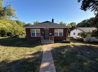 2854 Meadowlark Ave, Saint Louis, MO 63136