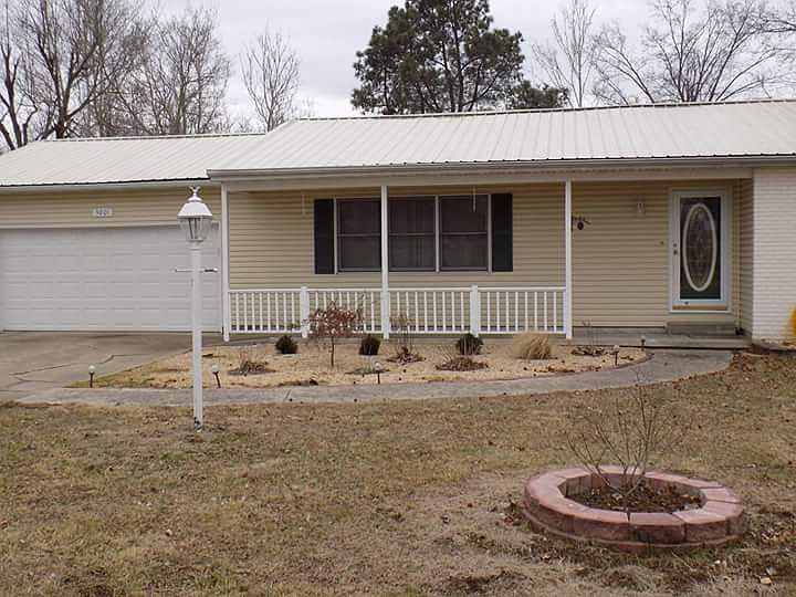 1st image of 3001 Edgewood Park