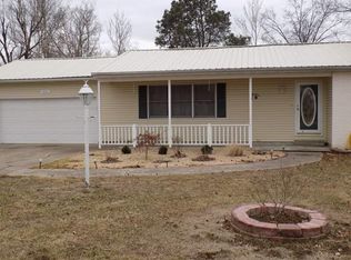 3001 Edgewood Park, Marion, IL 62959