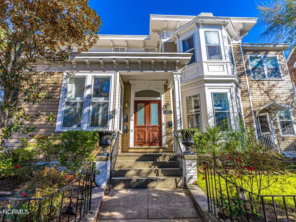 205 S 5th Avenue Apt 3, Wilmington, NC 28401