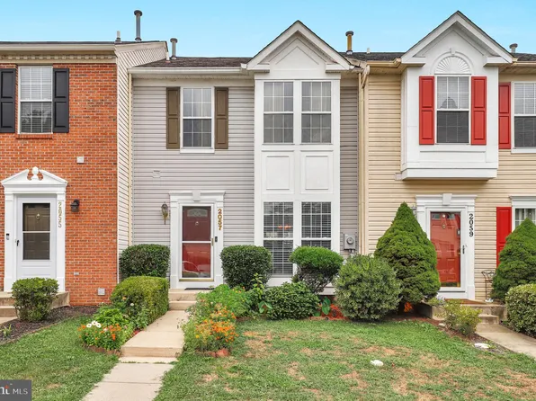 2057 Sumner Dr, Frederick, MD 21702