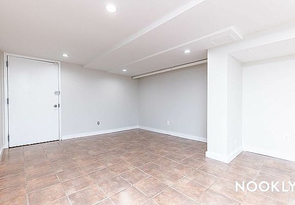 3rd image of 215 Franklin St #1A