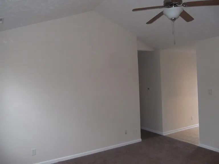 1250 Mingary Ave — Photo 6