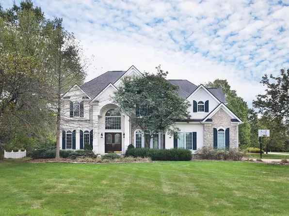 9149 Turfway Bend Dr, Powell, OH 43065