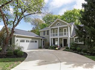 14836 Sycamore Manor Dr, Chesterfield, MO 63017