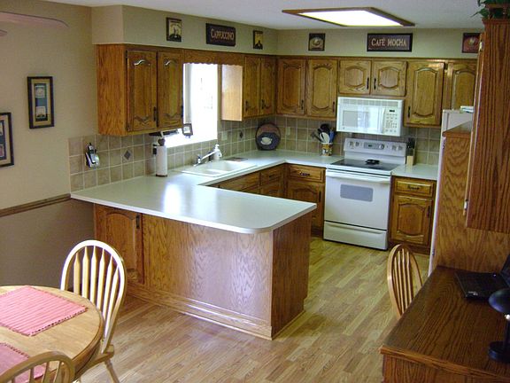 Nice Country Kitchen