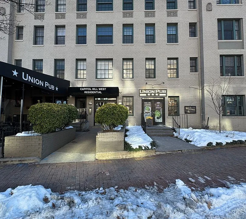 201 Massachusetts Ave NE #301