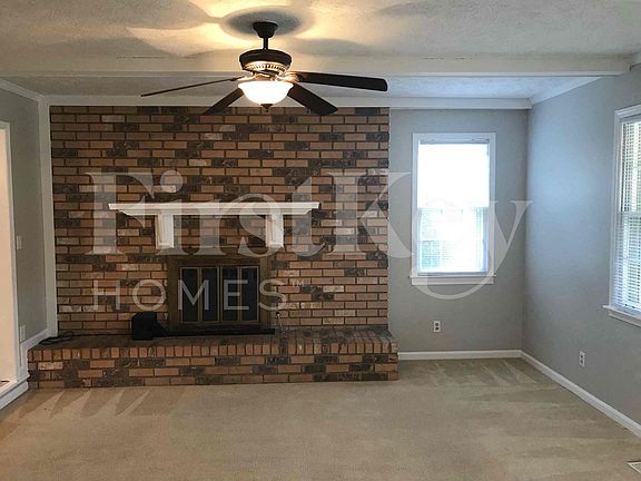5th image of 2029 Abington Ln