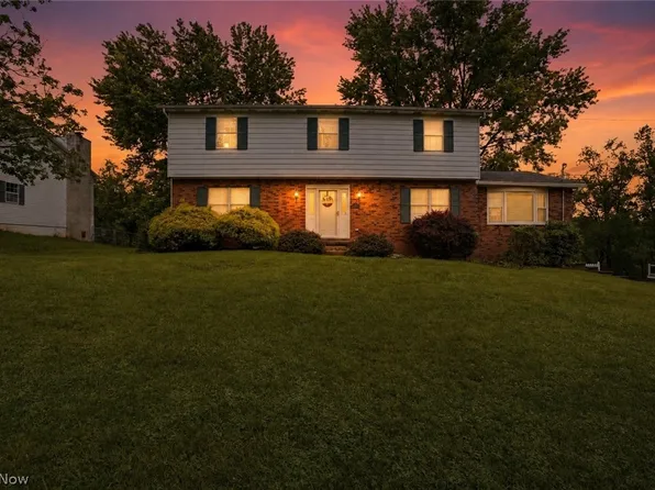 246 N Hills Dr, Parkersburg, WV 26104