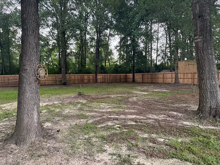 1050 Gage Dr — Photo 42