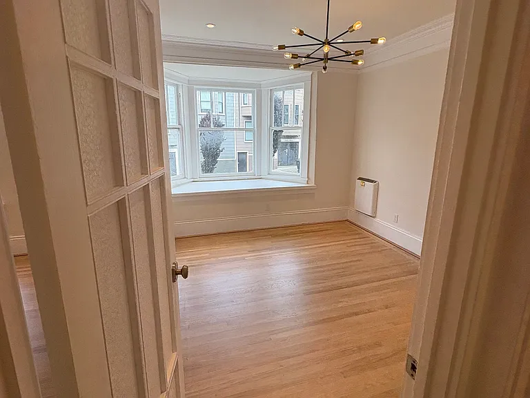 1546 Jones St #12 — Photo 10
