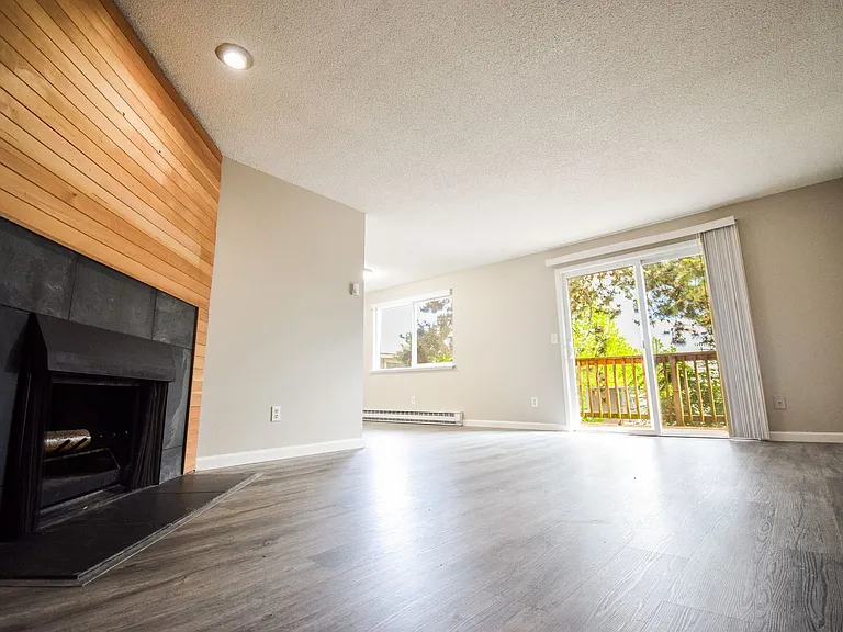 3930 SW Plum St #1-3-8 — Photo 3