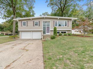 1831 Castle Ave, Norton Shores, MI