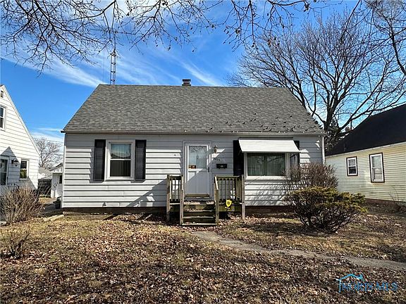 2nd image of 3438 Beaumont Dr
