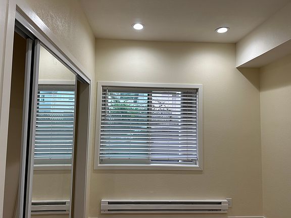 3rd image of 629B Tamarack Ln #629B
