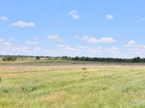 3rd image of 2546-2 Reservation Rd