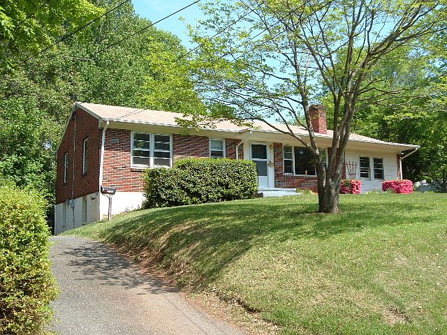 2nd image of 4605 Ferncliff Dr