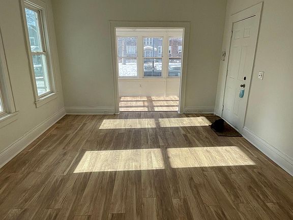 3rd image of 3635 Nicollet Ave #1