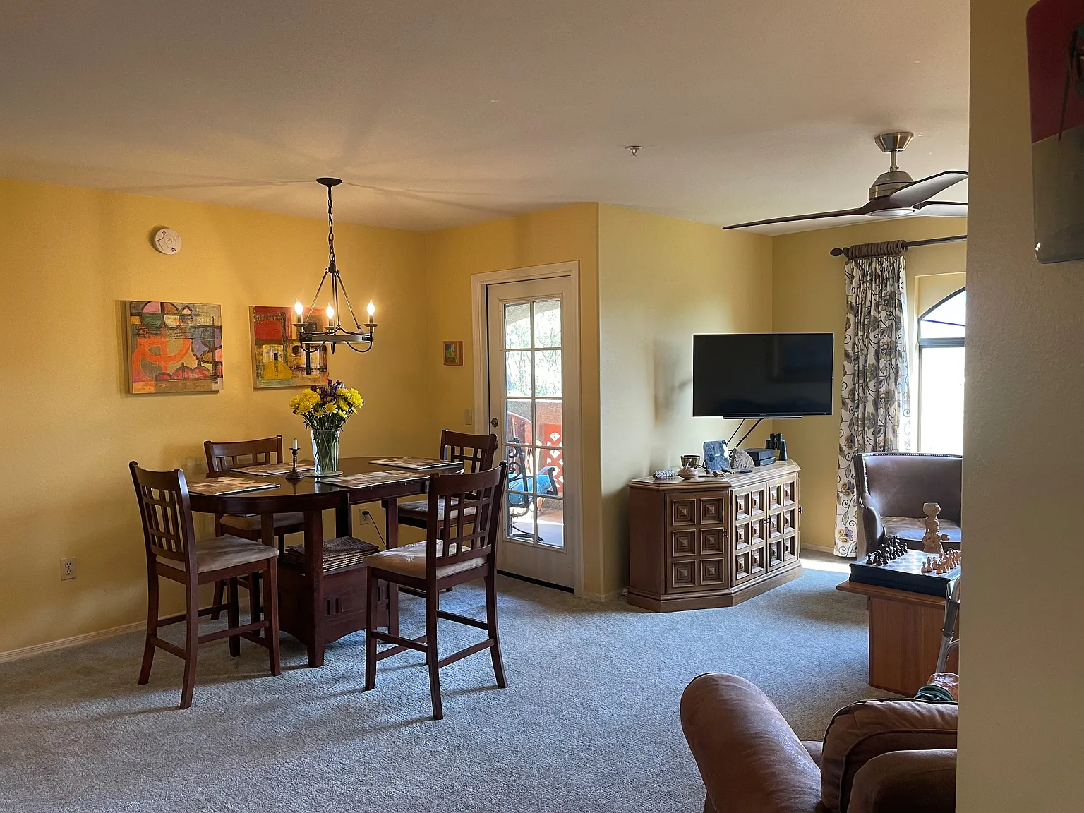 Fully Furnished Ventana Canyon Living — Photo 2