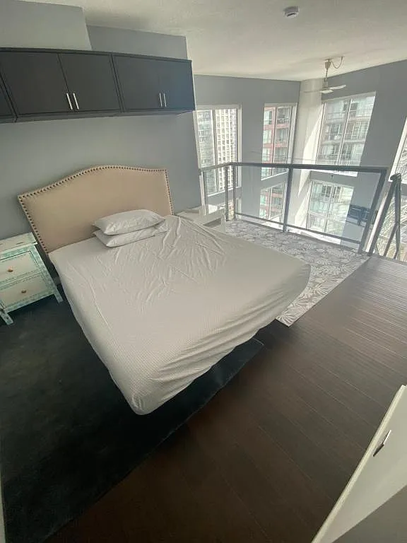 2 bed, 750 sqft, $3,900 — Photo 3
