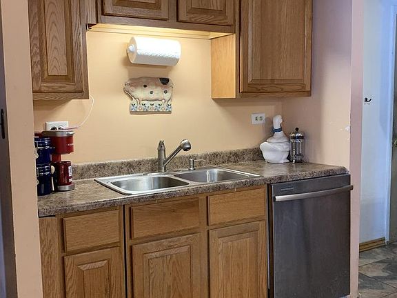 4th image of 1012 Woodland Dr