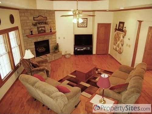 2nd image of 17925 Timber Ln