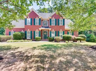 305 Blue Spruce Trl, Lilburn, GA 30047