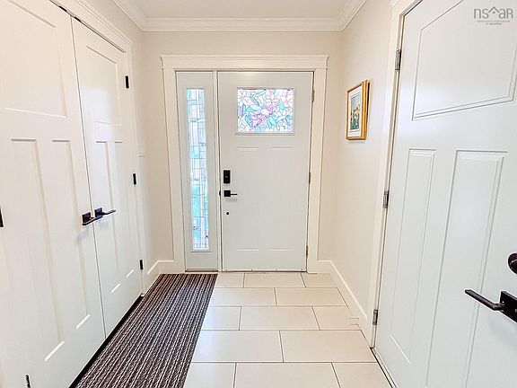 3rd image of 432 Glen Allan Dr