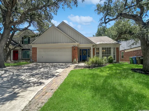 9306 FISHERS HILL DR, San Antonio, TX 78240