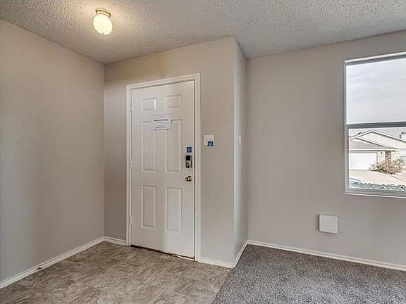 2nd image of 3516 Lipizzan Dr