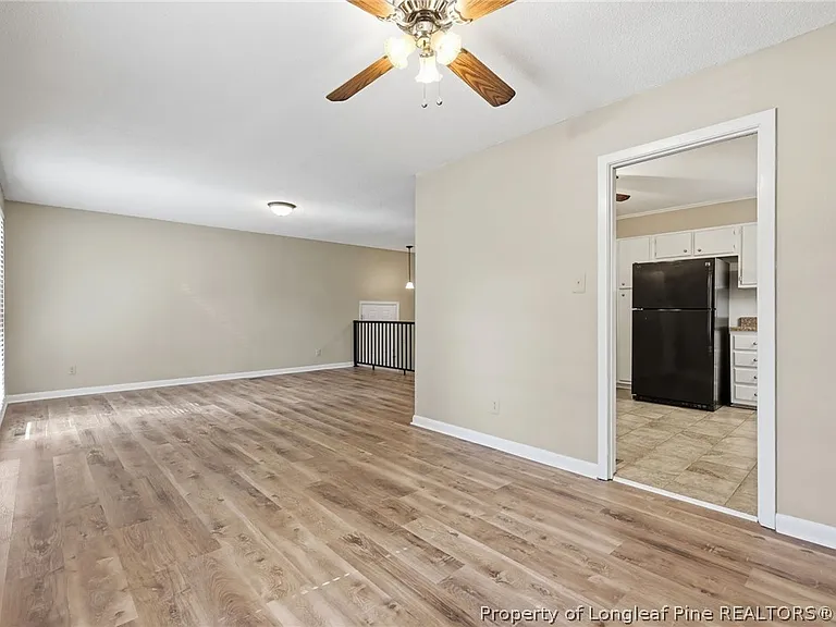1902 Paisley Ave — Photo 9