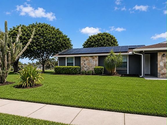 2nd image of 3115 Lockwood Meadows Blvd