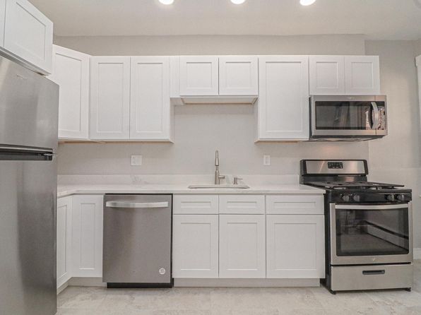 129 Harrishof St Floor 3